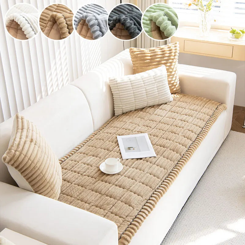 Housse de canapé à bords plissés en peluche